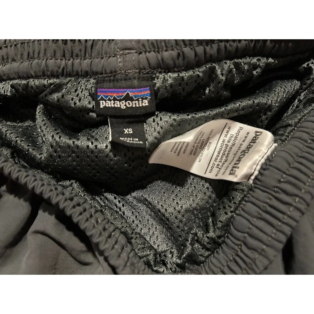 C17 Patagonia XS‎ shorts men's lined gray